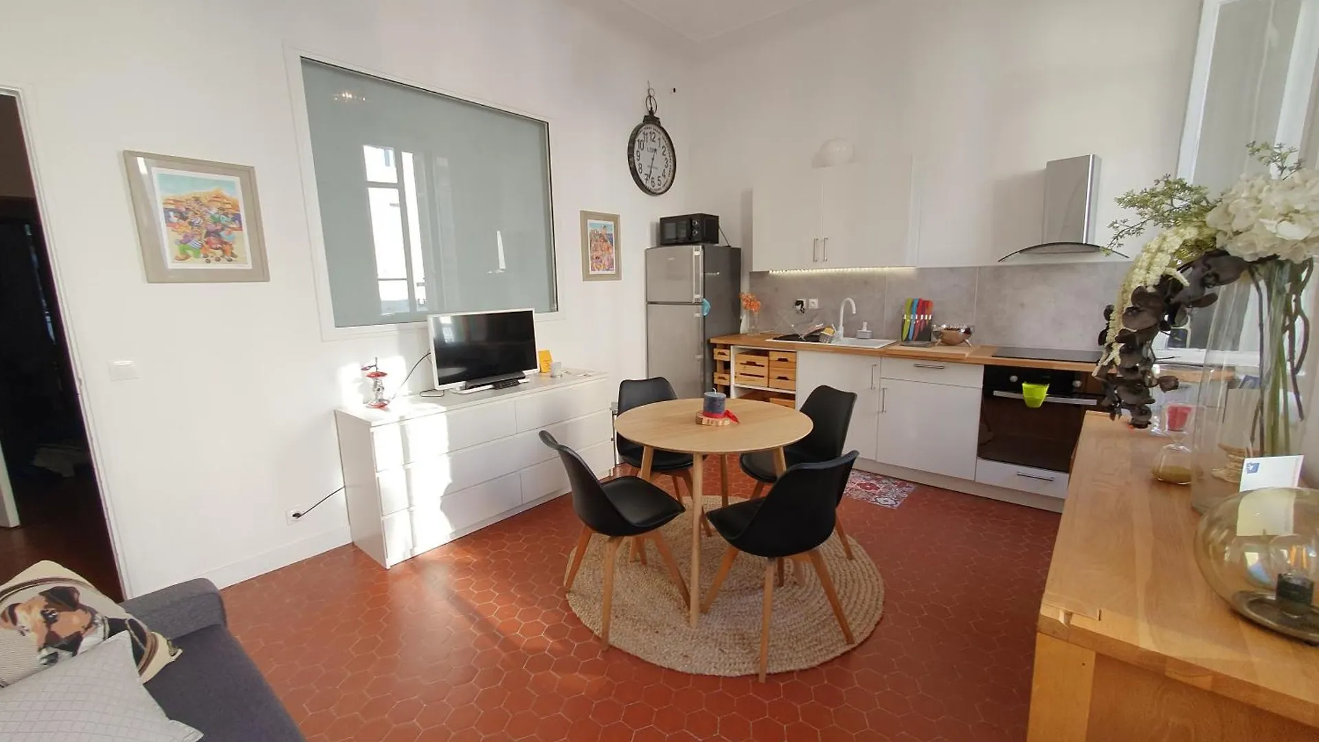 Les Hauts D Aune Marseille 0*,  France